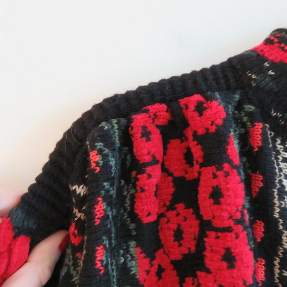 VINTAGE Maureen Goldie Scotland 100% Wool Black Red Poppy Knit Cardigan - Picture 5 of 16